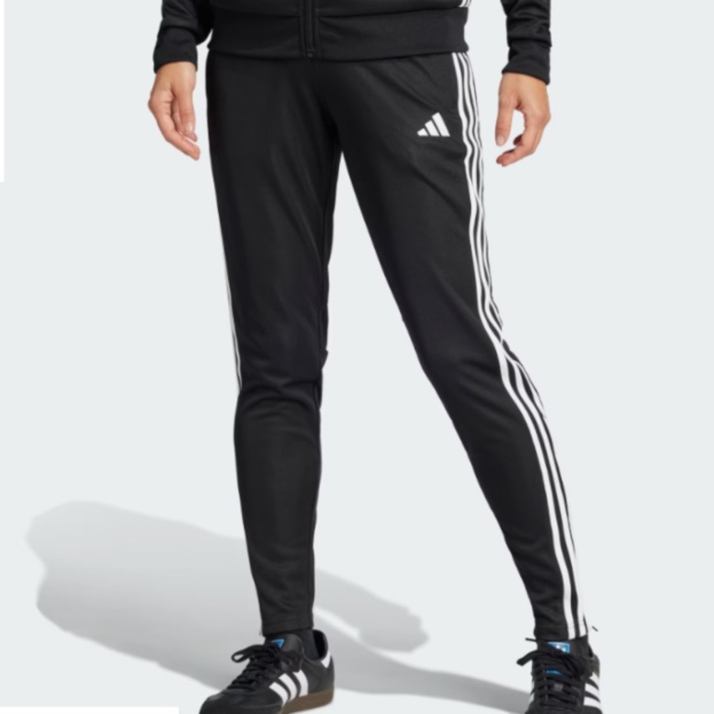 Adidas (small) Womens Trío 25 Essentials Training pants